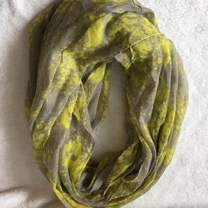 Infinity scarf
